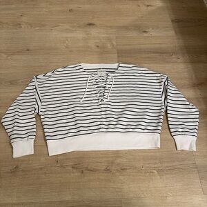 Abercrombie & Fitch Women’s Navy Striped Cropped Nautical Sweatshirt Size XL